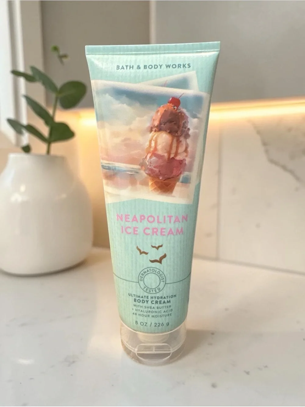 NWT Bath & Body Works Neapolitan Ice Cream Body Care Set - Mint Pink